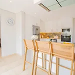펜션 Casa Ana Superbly Renovated With Heated Private