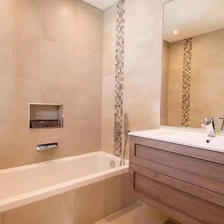Casa Ana Superbly Renovated With Heated Private Holiday home *