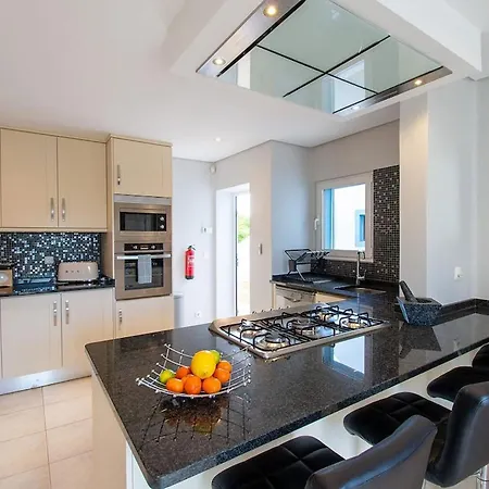 Casa Ana Superbly Renovated With Heated Private *