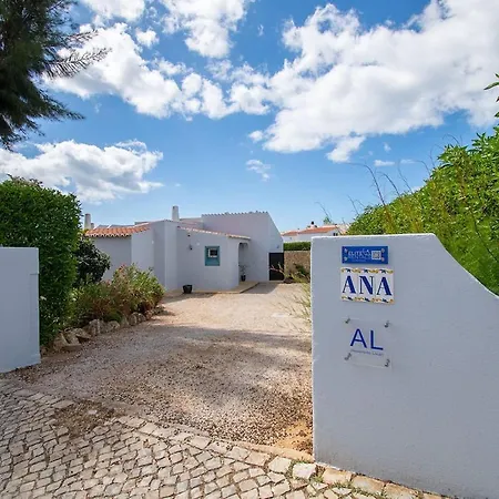 Сasa de vacaciones Casa Ana Superbly Renovated With Heated Private *